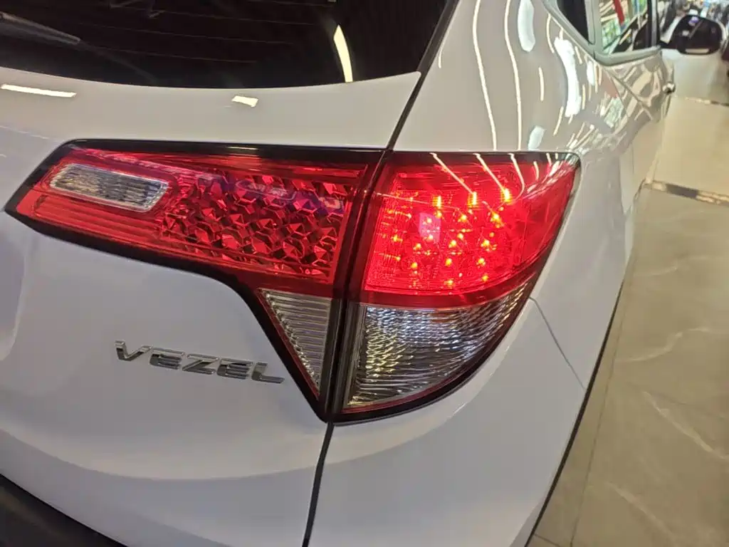 Honda Vezel — миниатюра 8