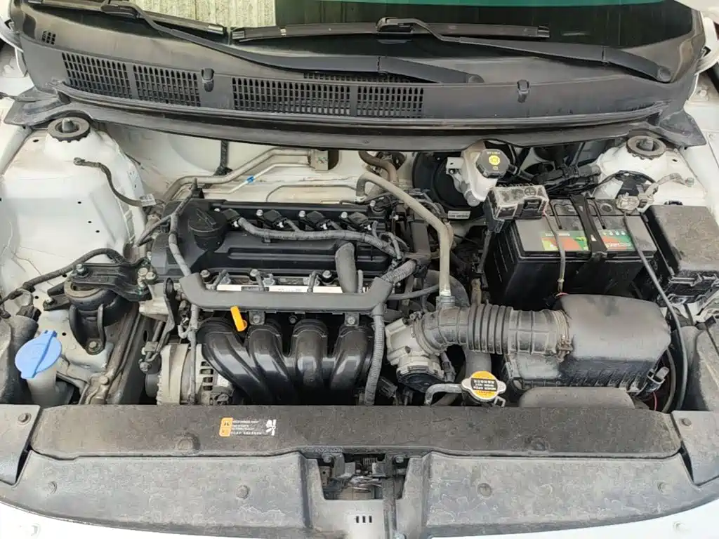 Hyundai Verna - фото 20