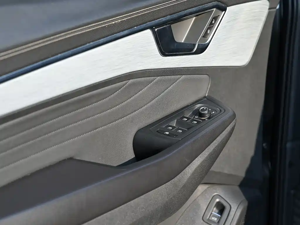 Volkswagen Talagon — миниатюра 10