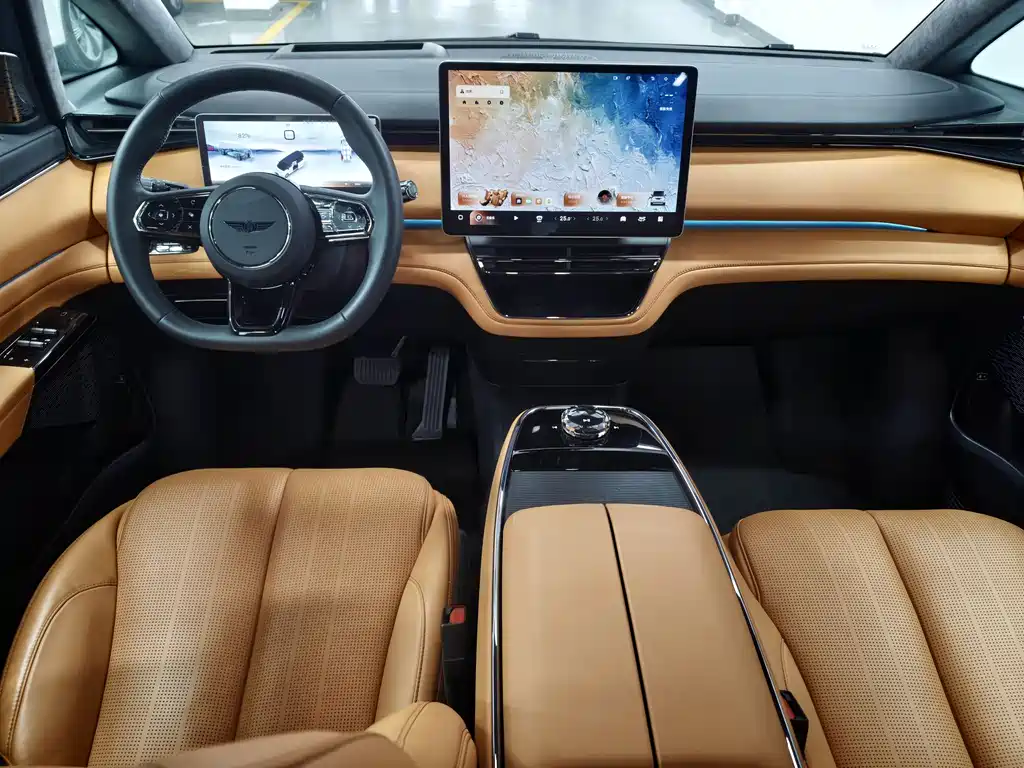 Geely Galaxy L380 2024 140 6 мест Ultra