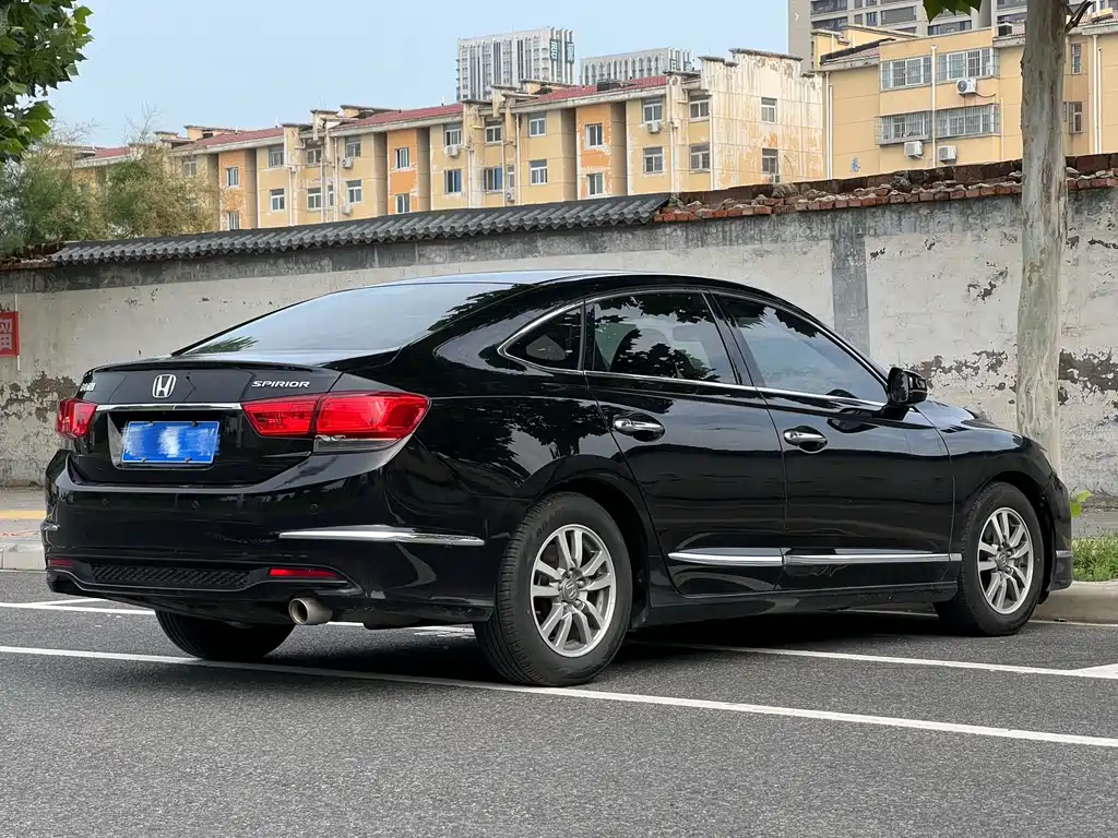 Honda Spirior — миниатюра 9