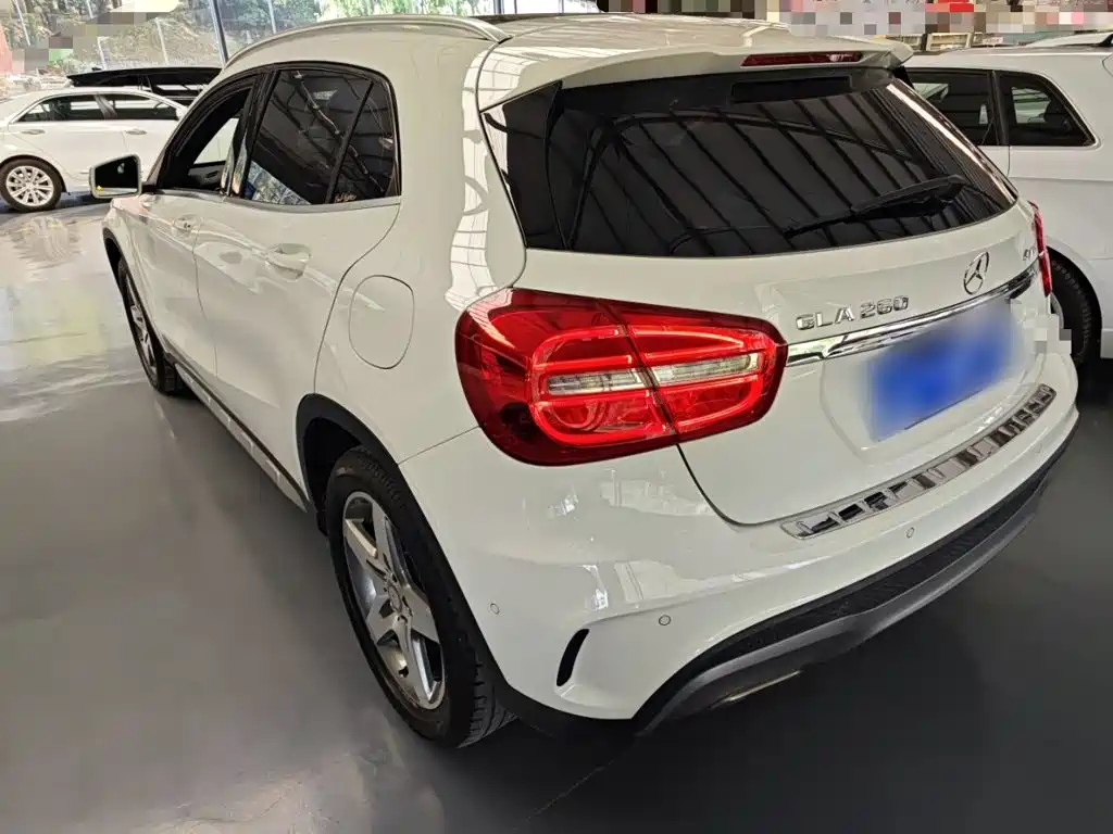 Mercedes-Benz GLA (Import) — миниатюра 5