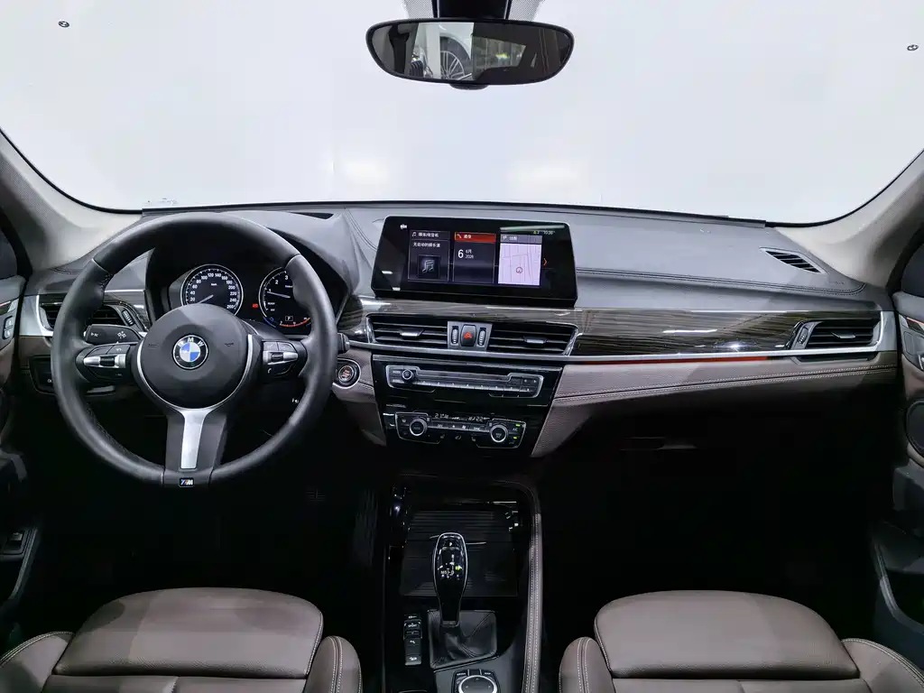 BMW X1 2020 xDrive25Li Premium
