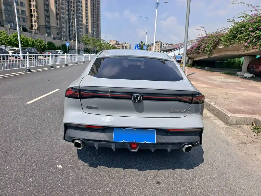 Changan UNI-V — миниатюра 8