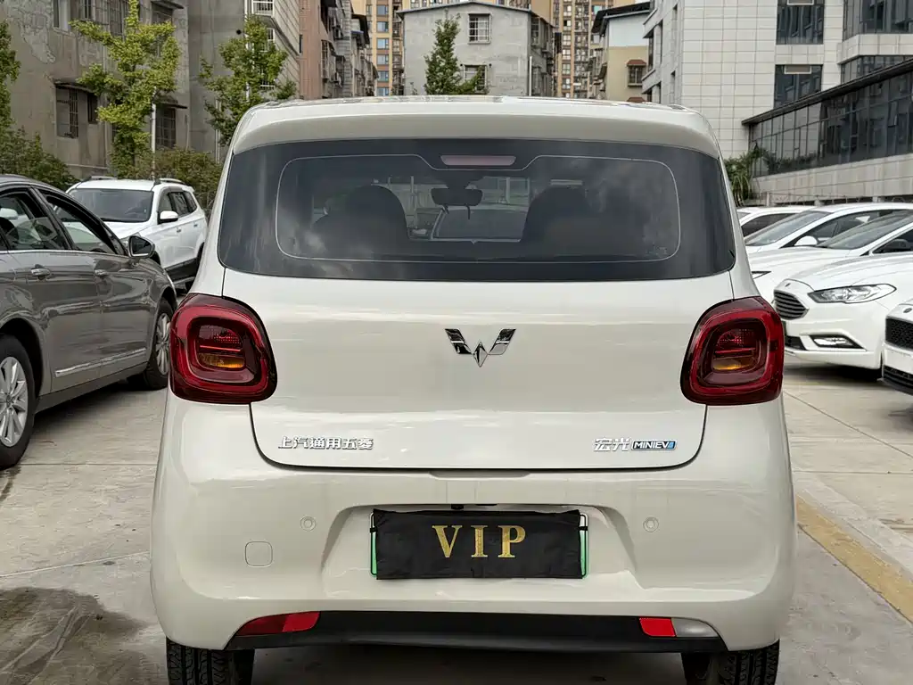 Wuling MINIEV — миниатюра 5