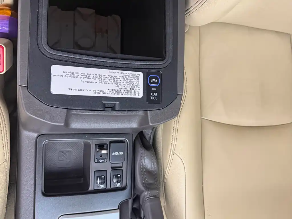 Toyota Prado — миниатюра 9