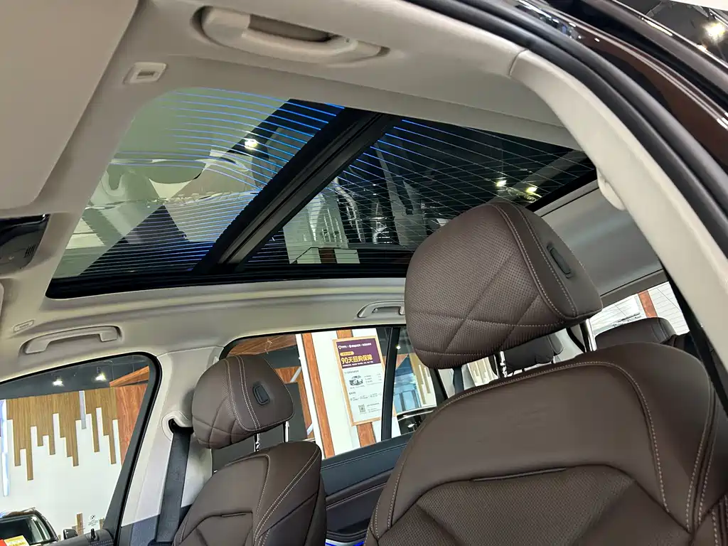BMW X5 — миниатюра 12