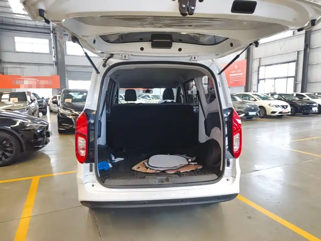 Wuling Hongguang EV — миниатюра 19