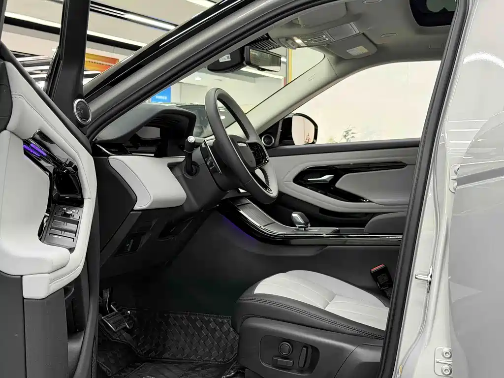 Land Rover Evoque — миниатюра 6