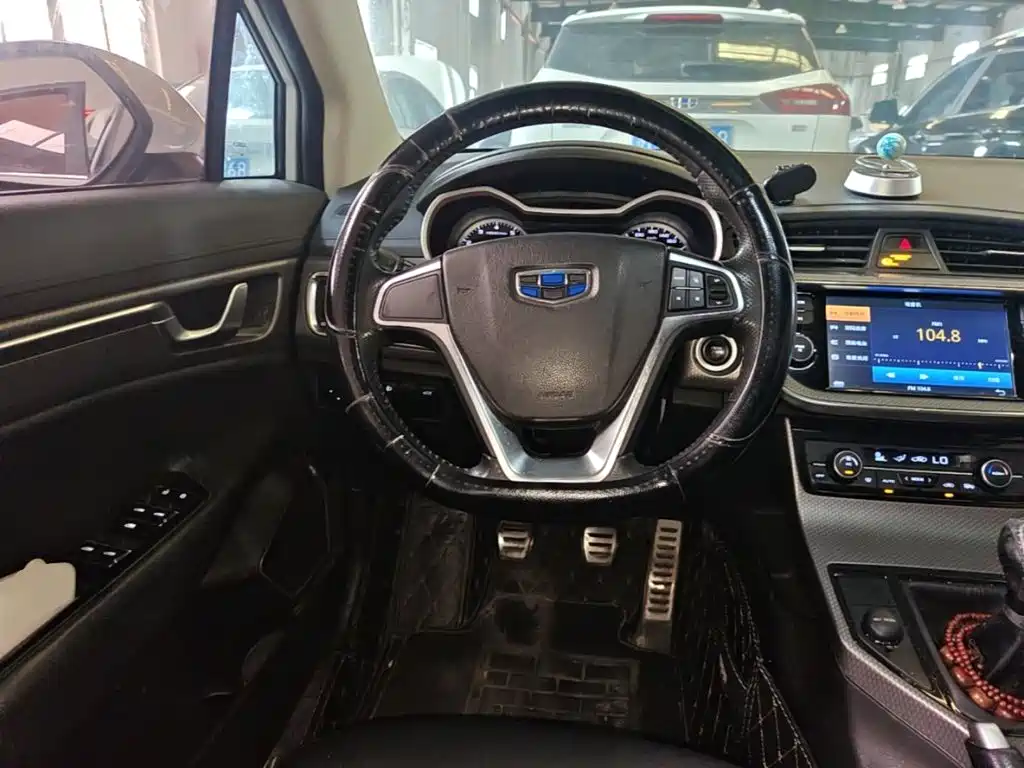 Geely Emgrand GS — миниатюра 11