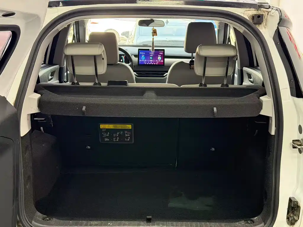 BYD Yuan Pro — миниатюра 18