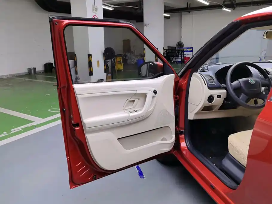 Skoda Fabia — миниатюра 7