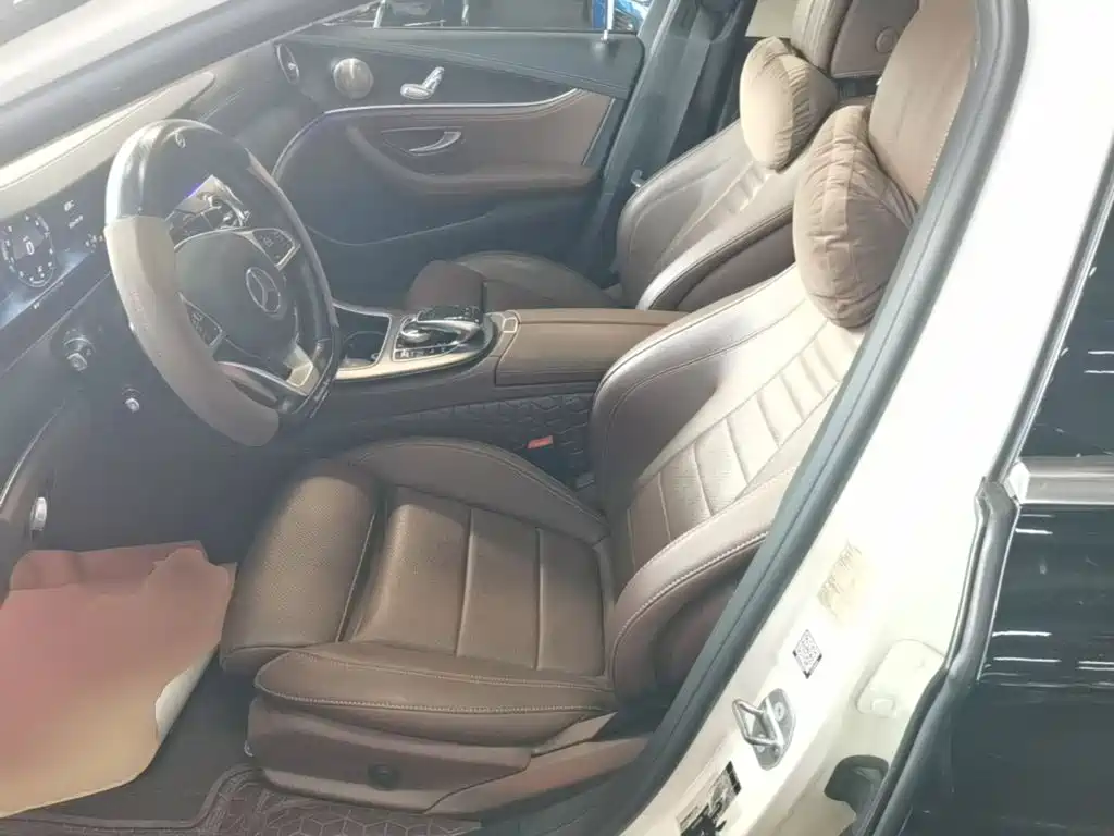 Mercedes-Benz E-Class — миниатюра 15