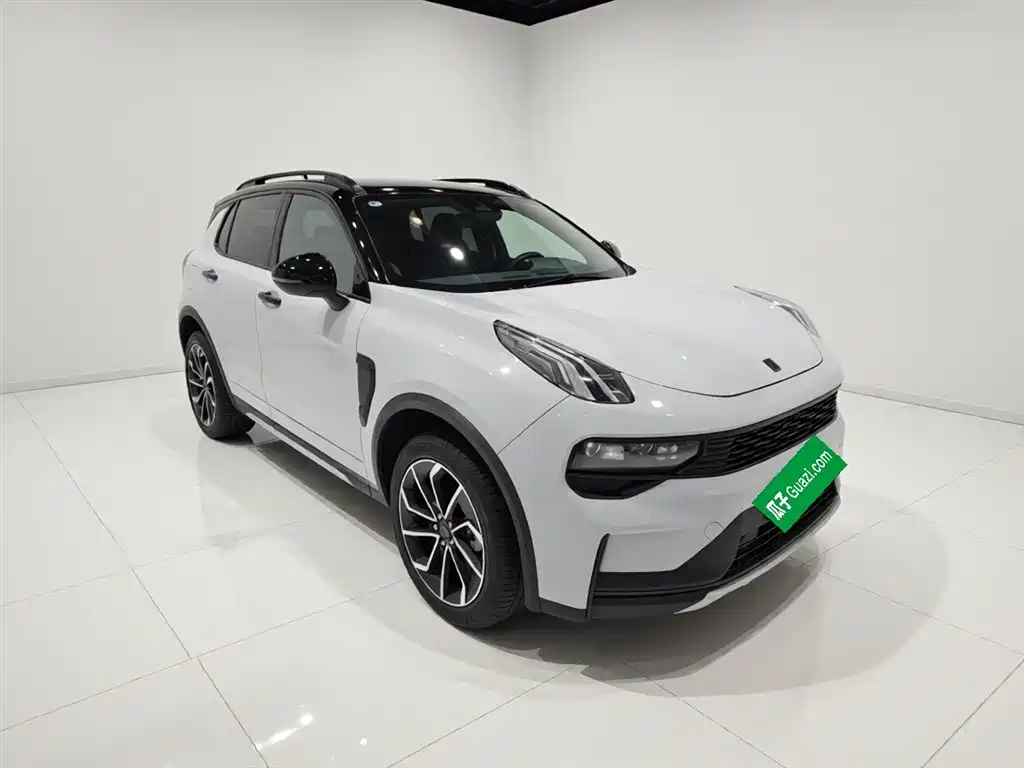 Lynk & Co 01 - фото 22