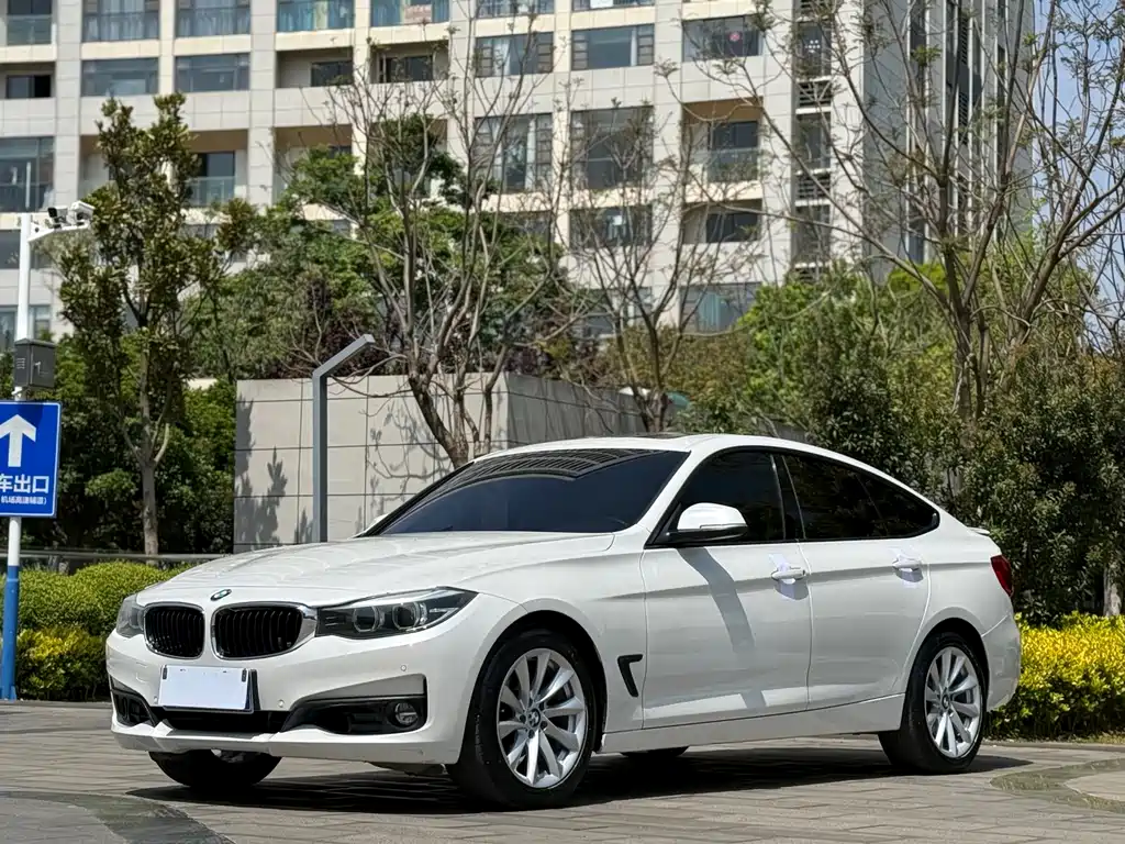 BMW 3 Series GT 2017