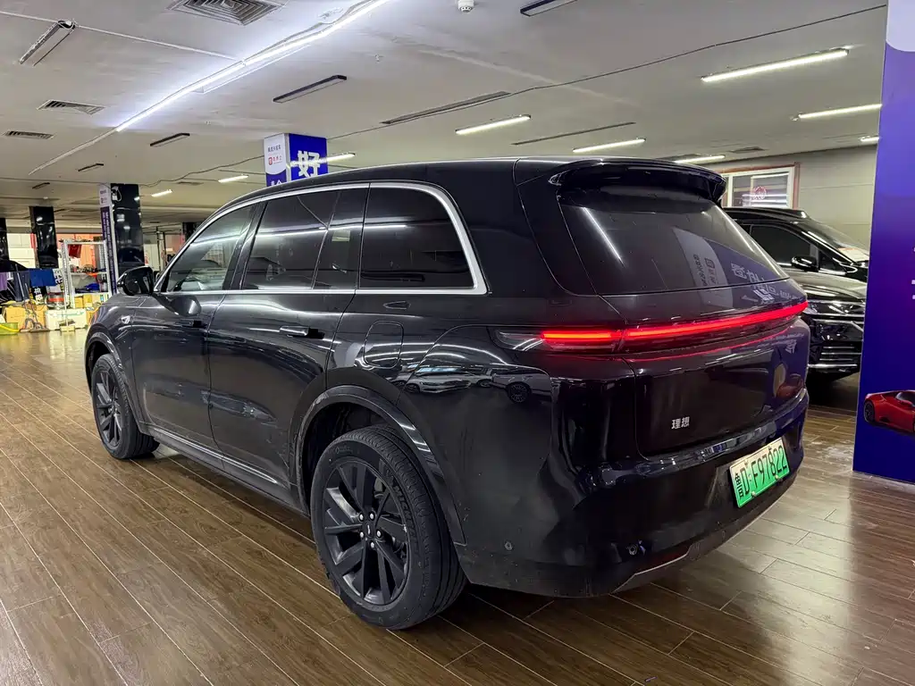 Li Auto Li L8 — миниатюра 10