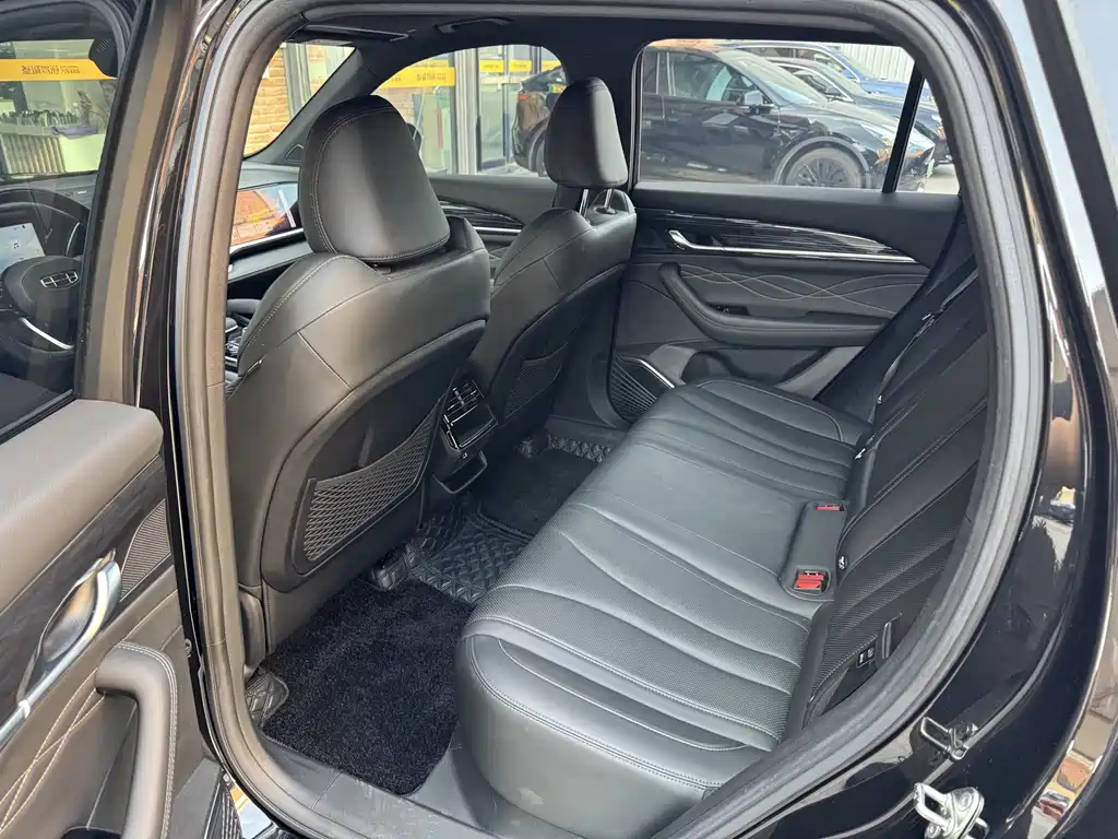 Geely Xingyue L — миниатюра 9