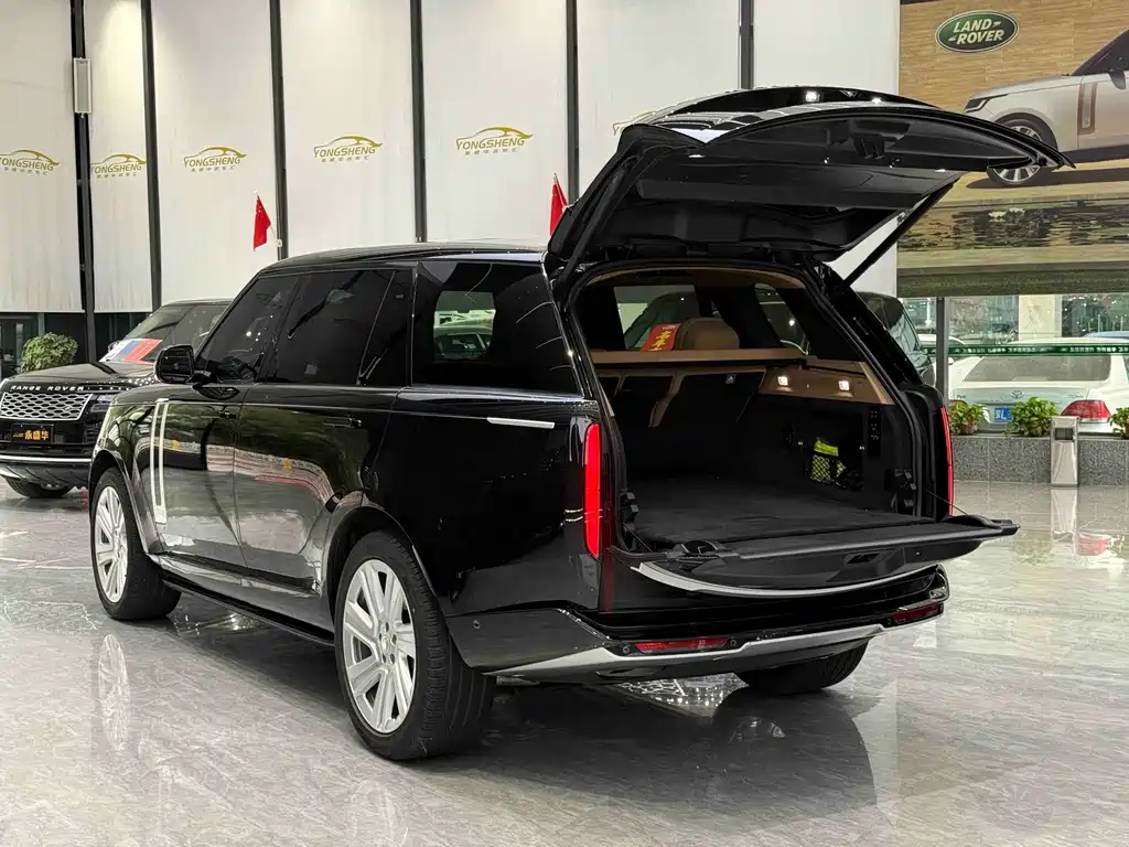 Land Rover Range Rover — миниатюра 3