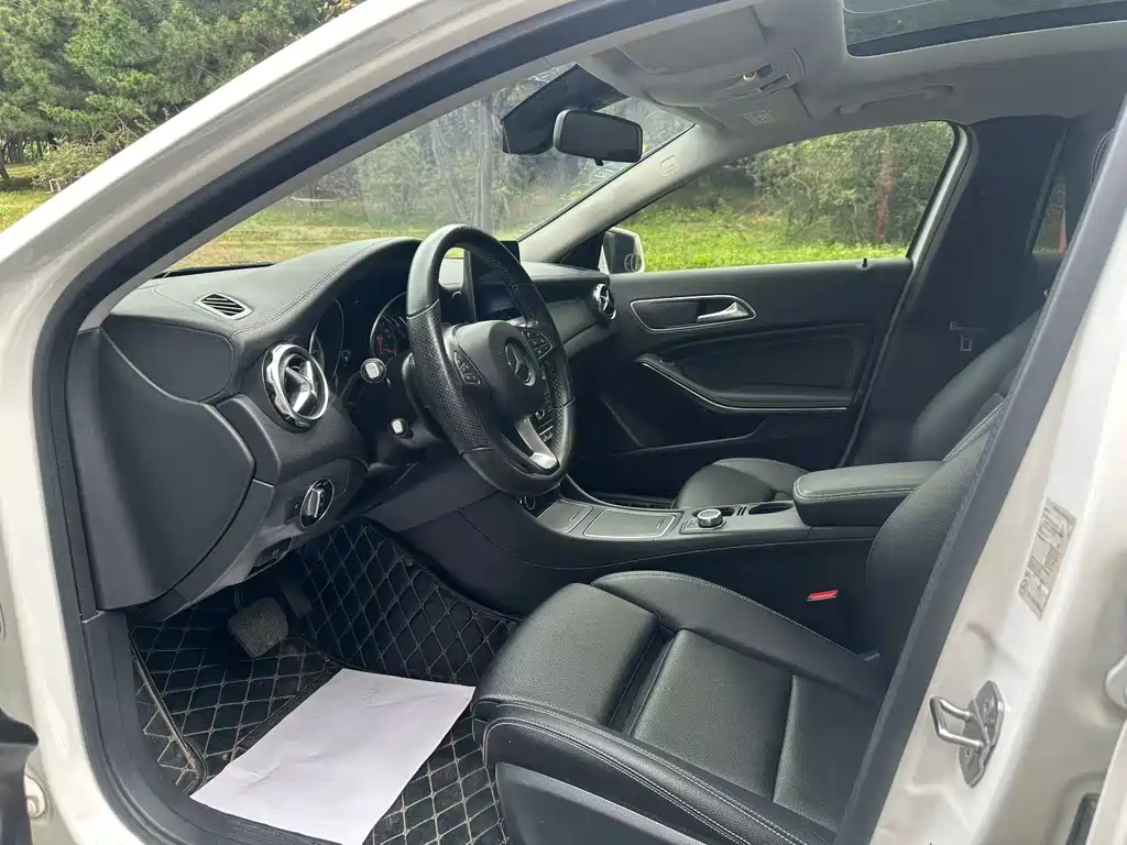 Mercedes-Benz GLA — миниатюра 7
