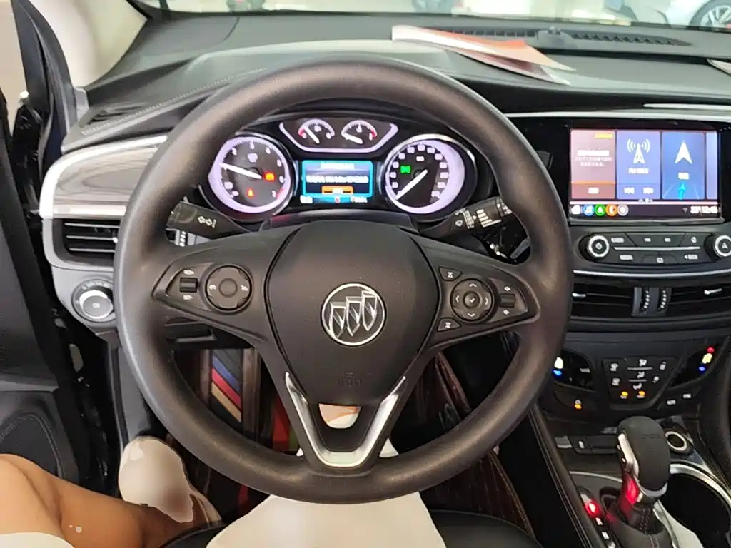 Buick Envision Plus — миниатюра 11
