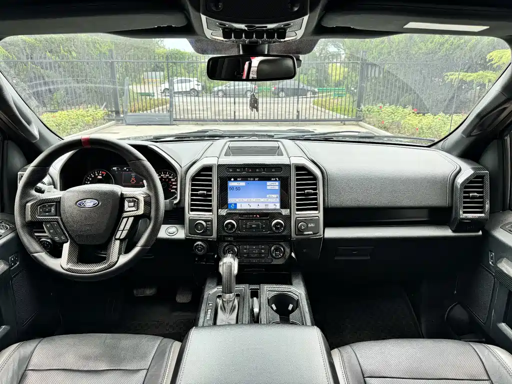 Ford F-150 Raptor — миниатюра 10