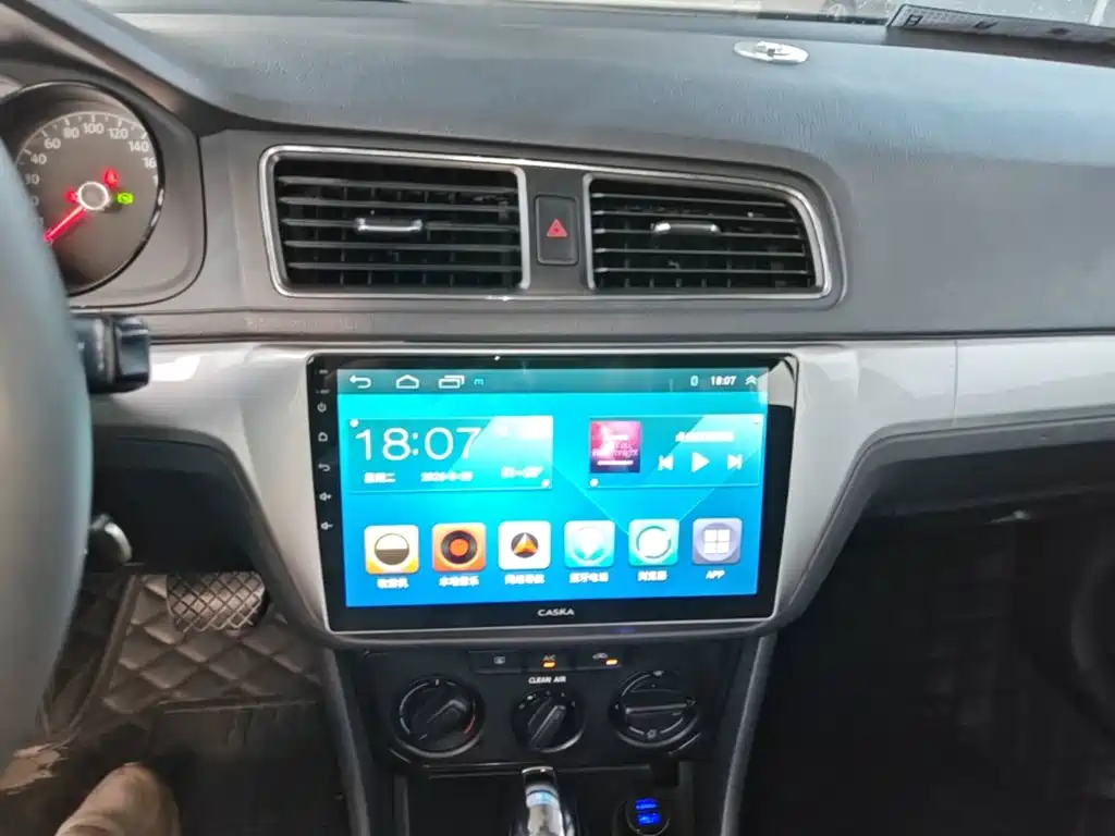 Volkswagen Lavida — миниатюра 13