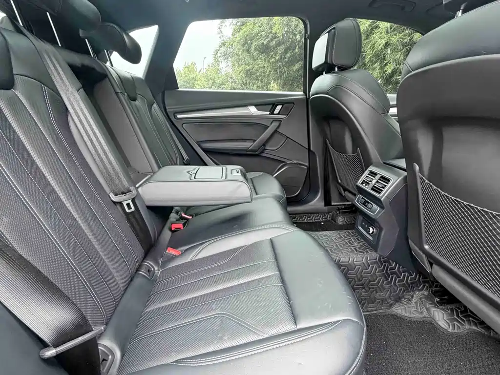 Audi Q5L — миниатюра 6
