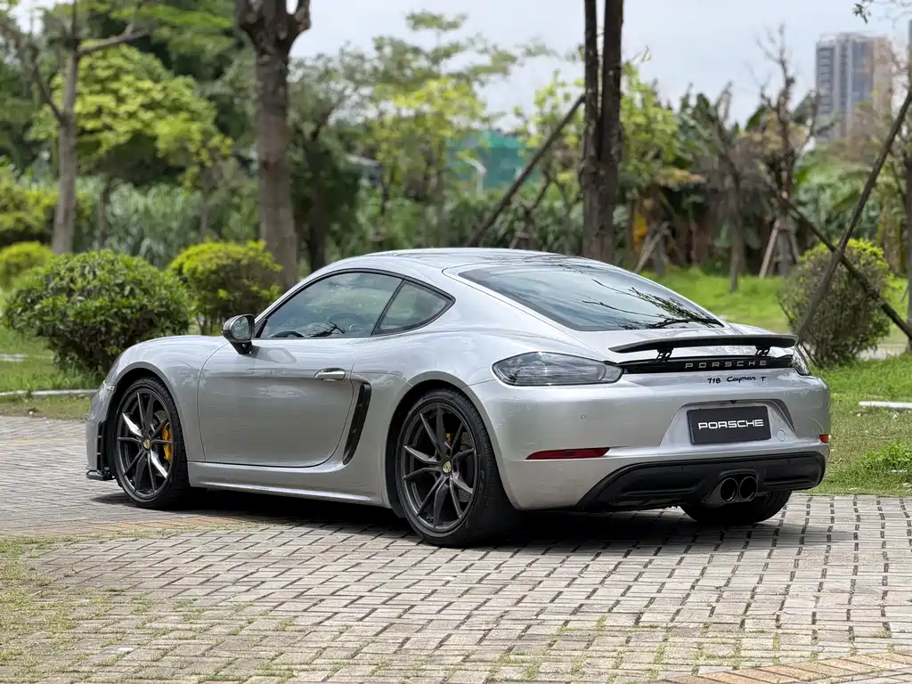 Porsche 718 2019 Cayman T 2.0T