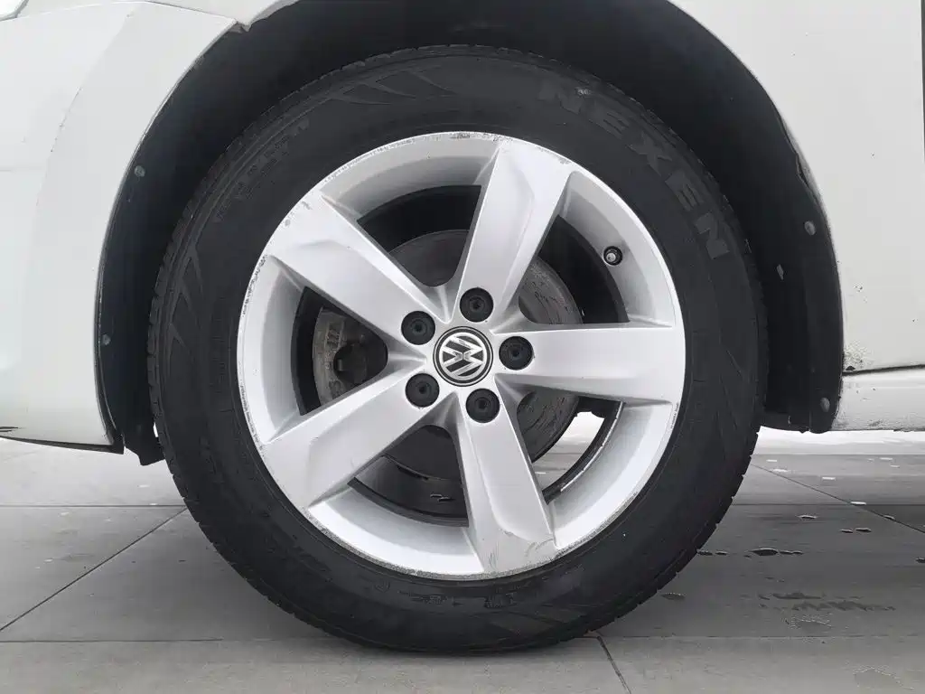 Volkswagen Santana — миниатюра 17