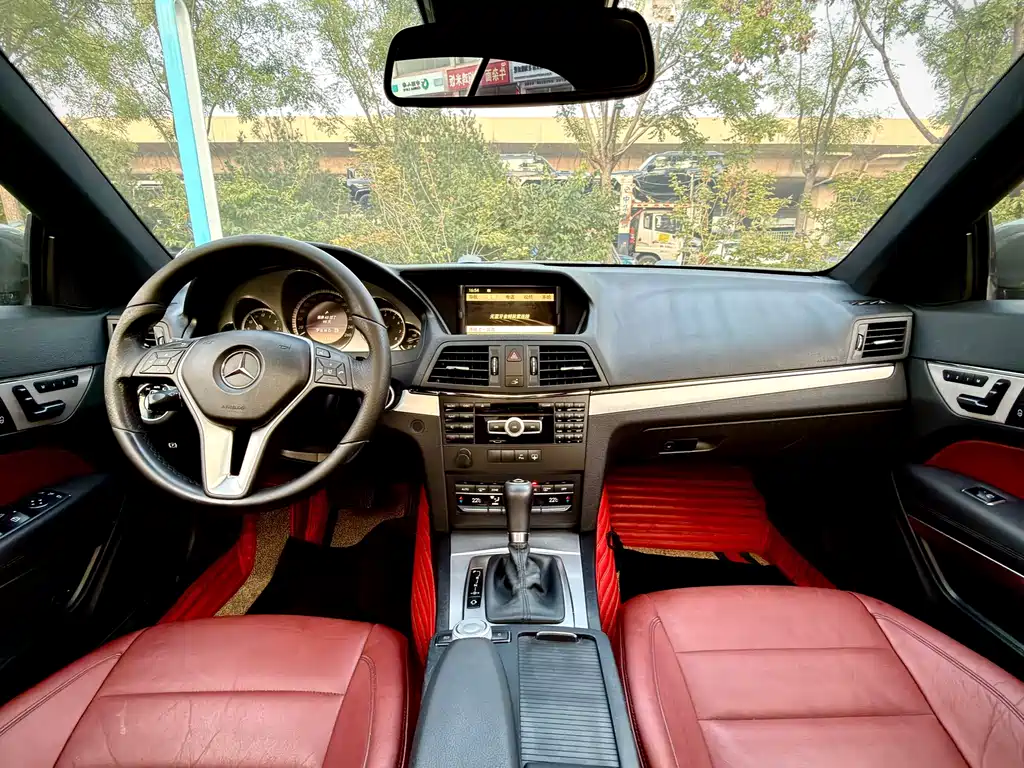 Mercedes-Benz E-Class (Import) — миниатюра 7
