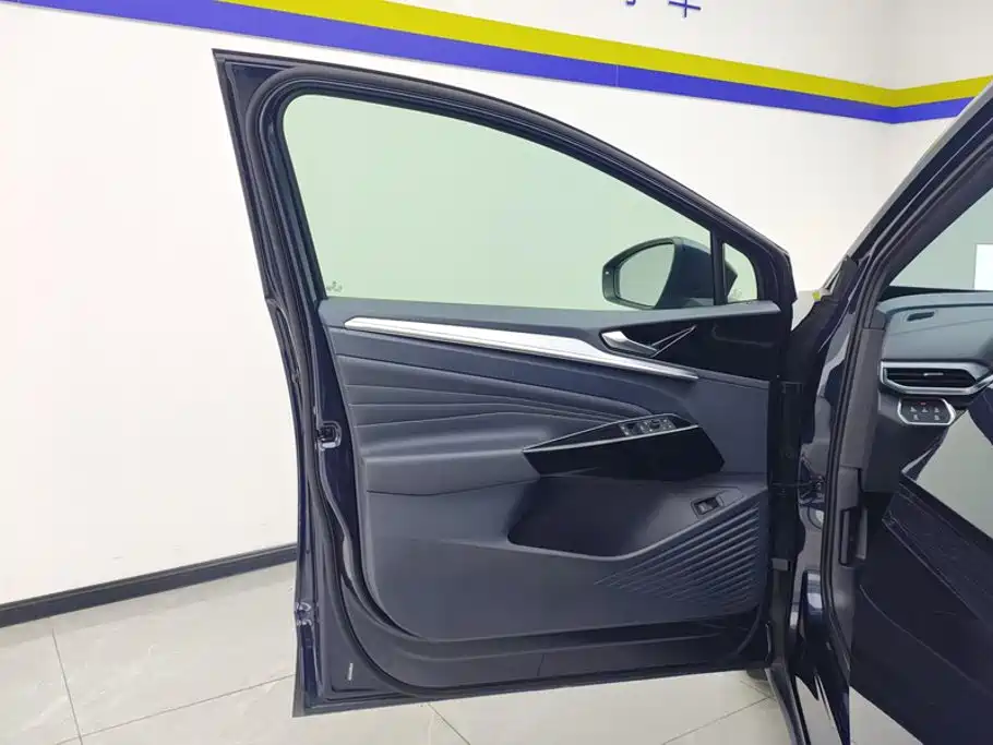 Volkswagen ID.4 Crozz — миниатюра 7