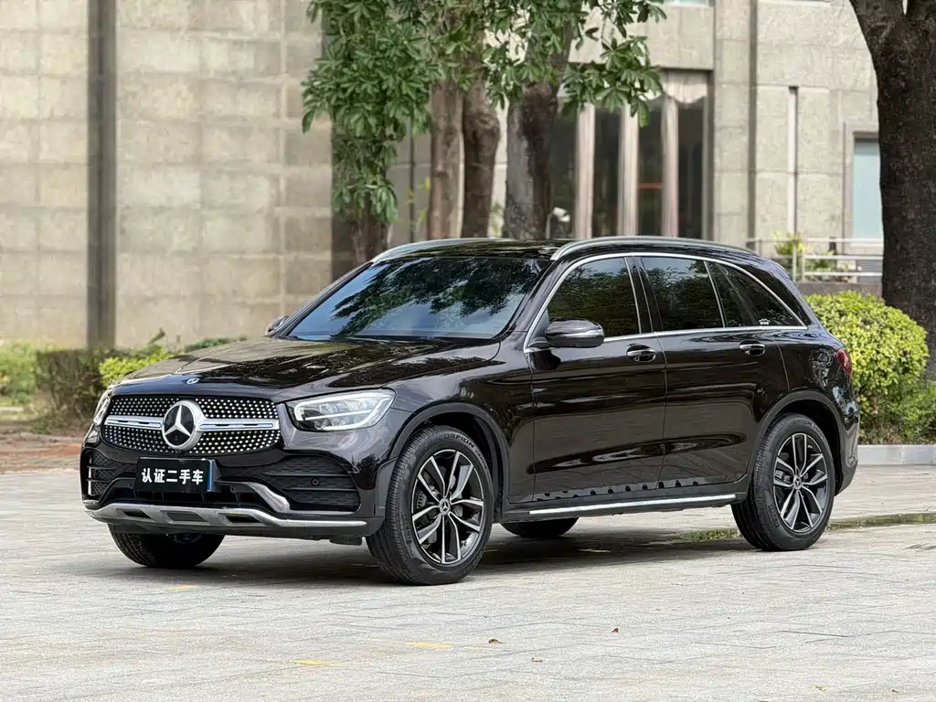 Купить Mercedes-Benz GLC