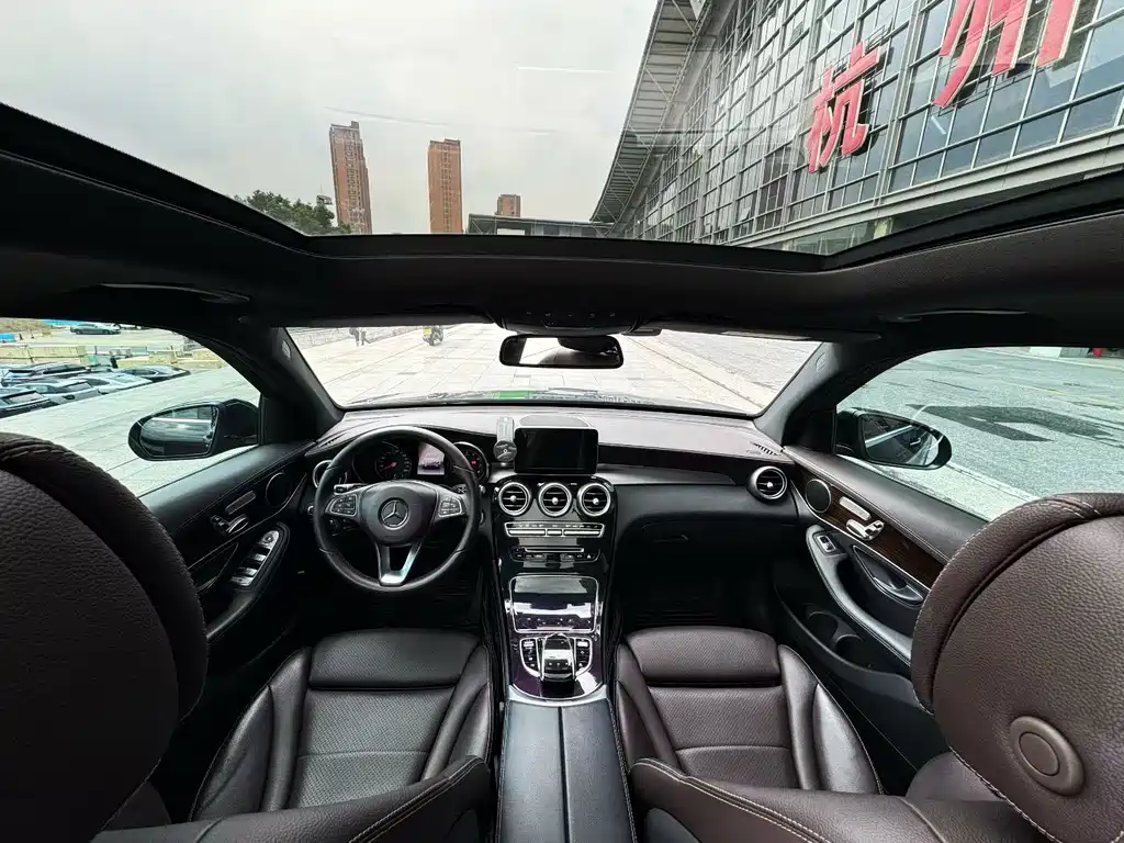 Mercedes-Benz GLC — миниатюра 8
