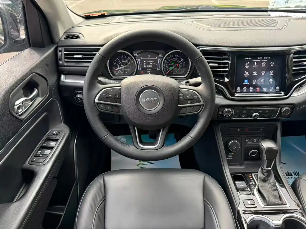 Jeep Grand Commander — миниатюра 13