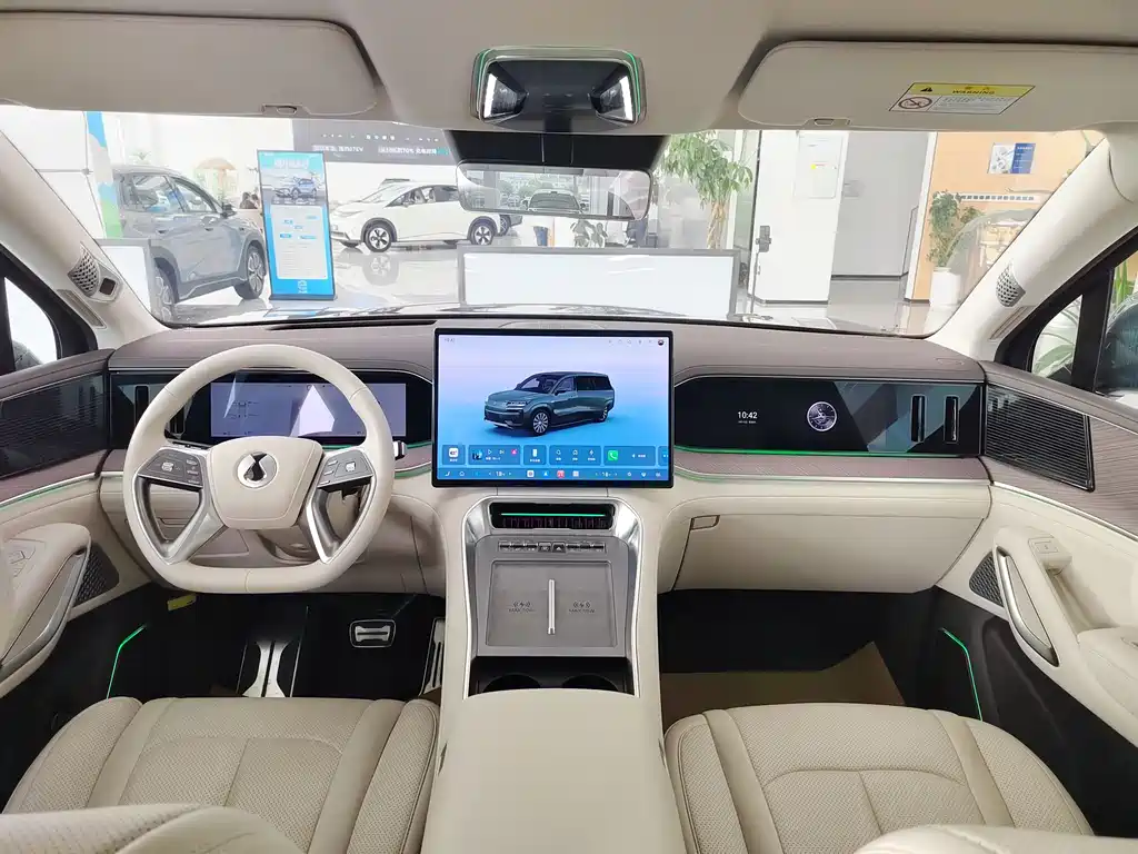 Denza N9 2025 Flagship