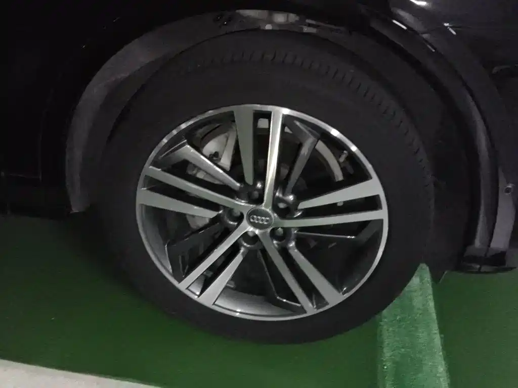 Audi Q5L — миниатюра 8