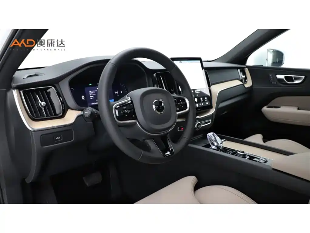 Volvo XC60 — миниатюра 6