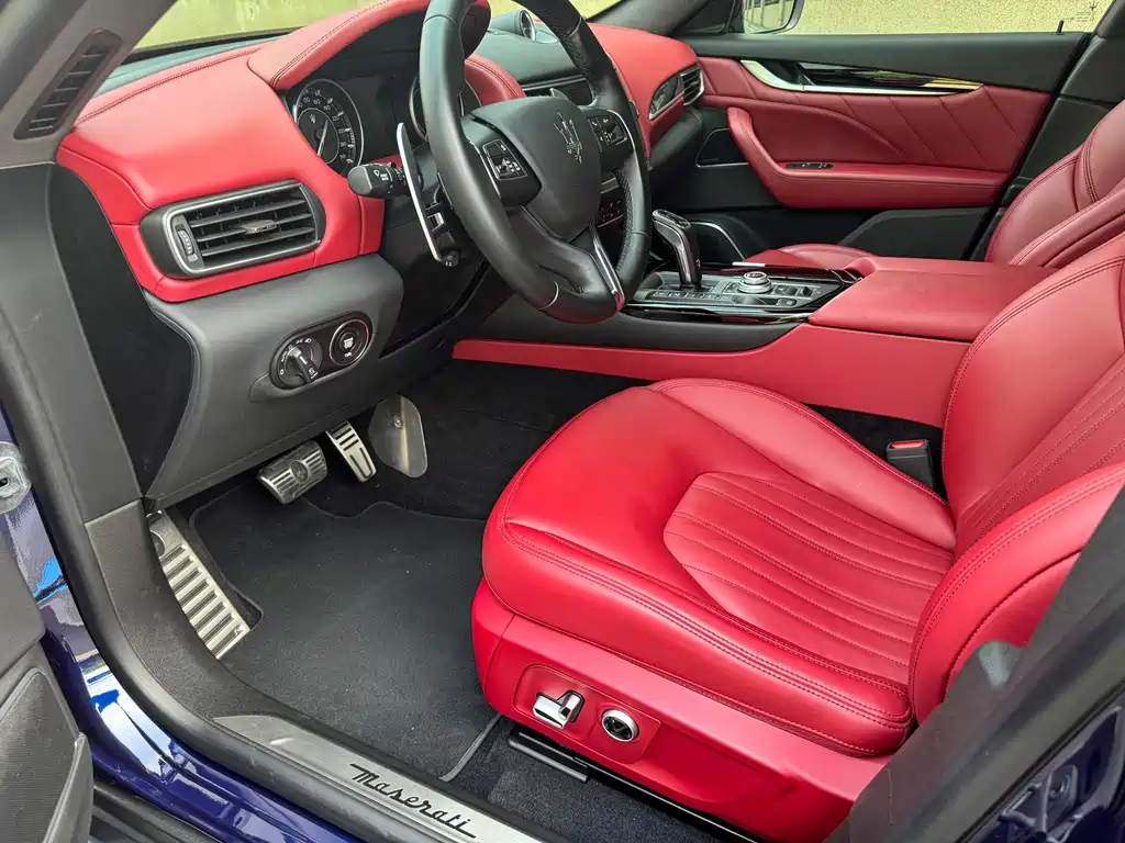 Maserati Levante — миниатюра 6