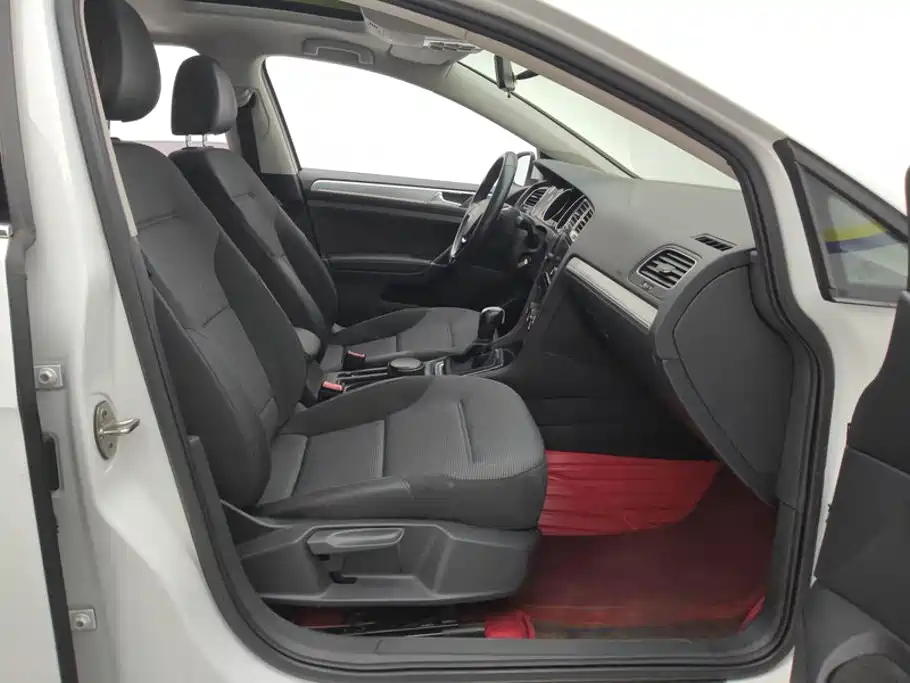 Volkswagen Golf — миниатюра 8