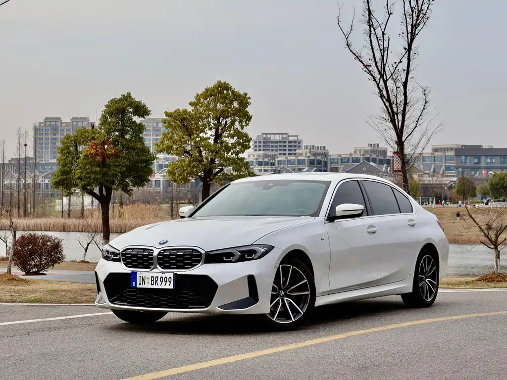 BMW 3 Series 2024