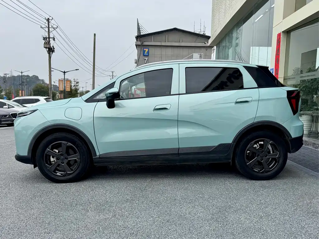 GEELY GEOMETRY E FIREFLY