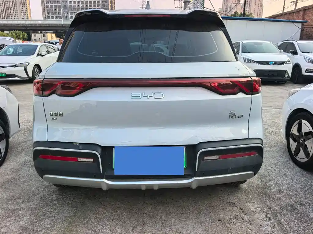 BYD Yuan UP — миниатюра 5