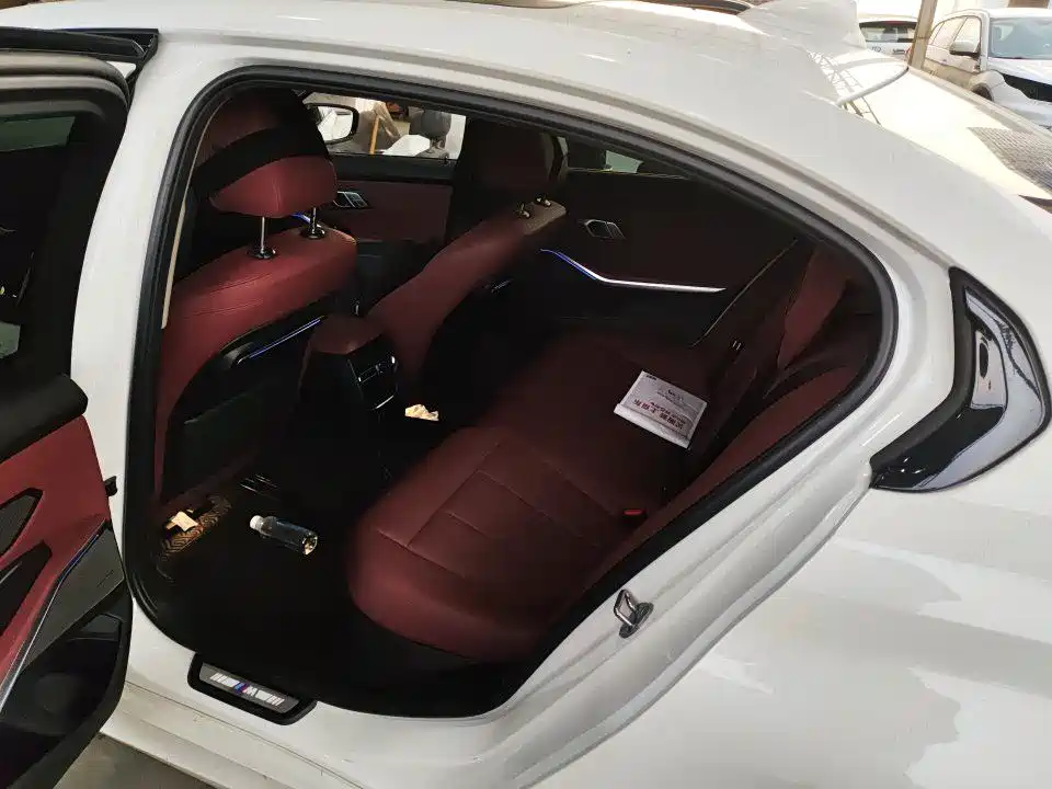 BMW 3 Series — миниатюра 8