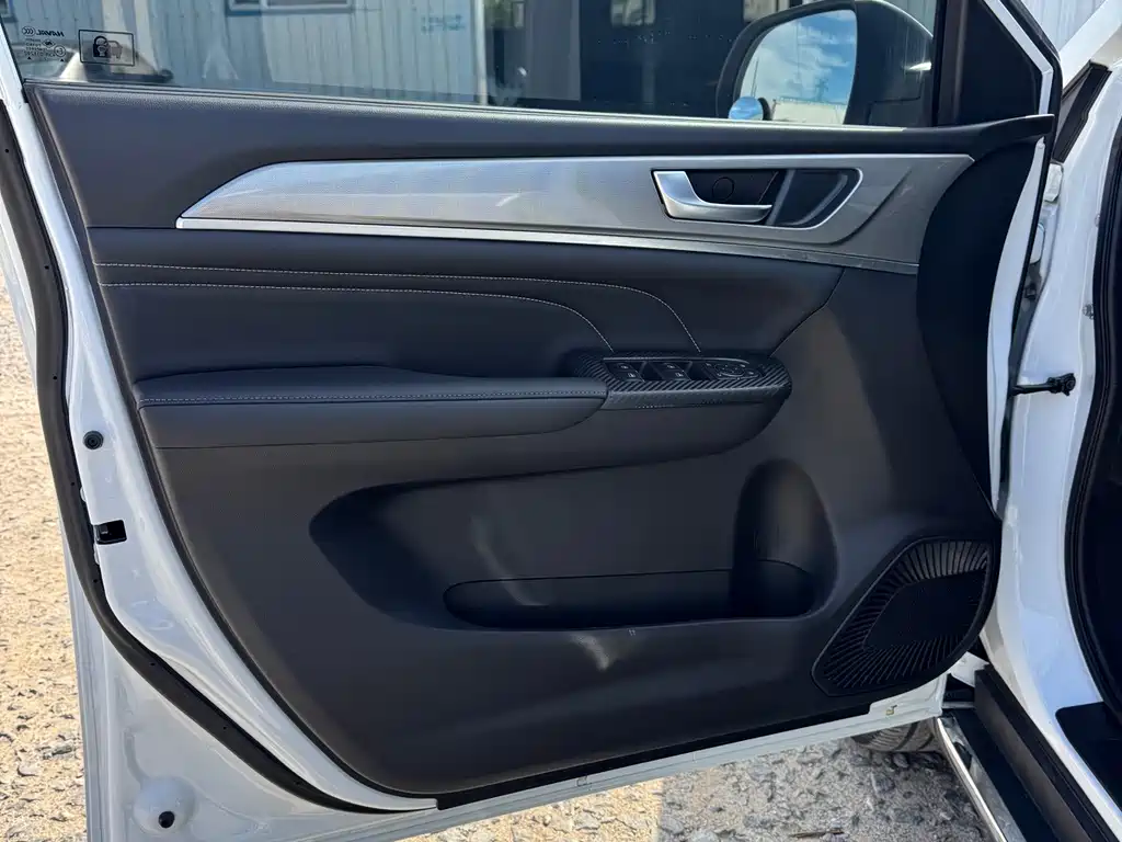 Haval M6 — миниатюра 4