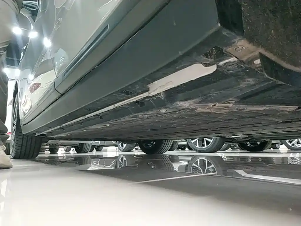 Leapmotor Leapmotor B10 — миниатюра 22