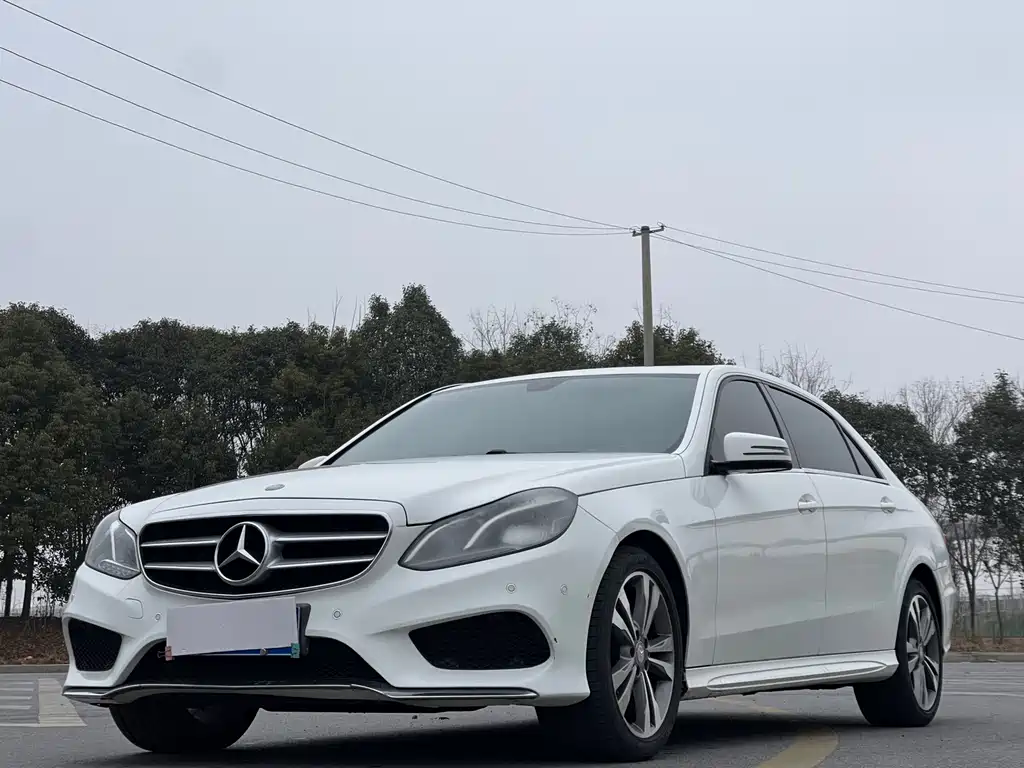 Mercedes-Benz E-Class 2015