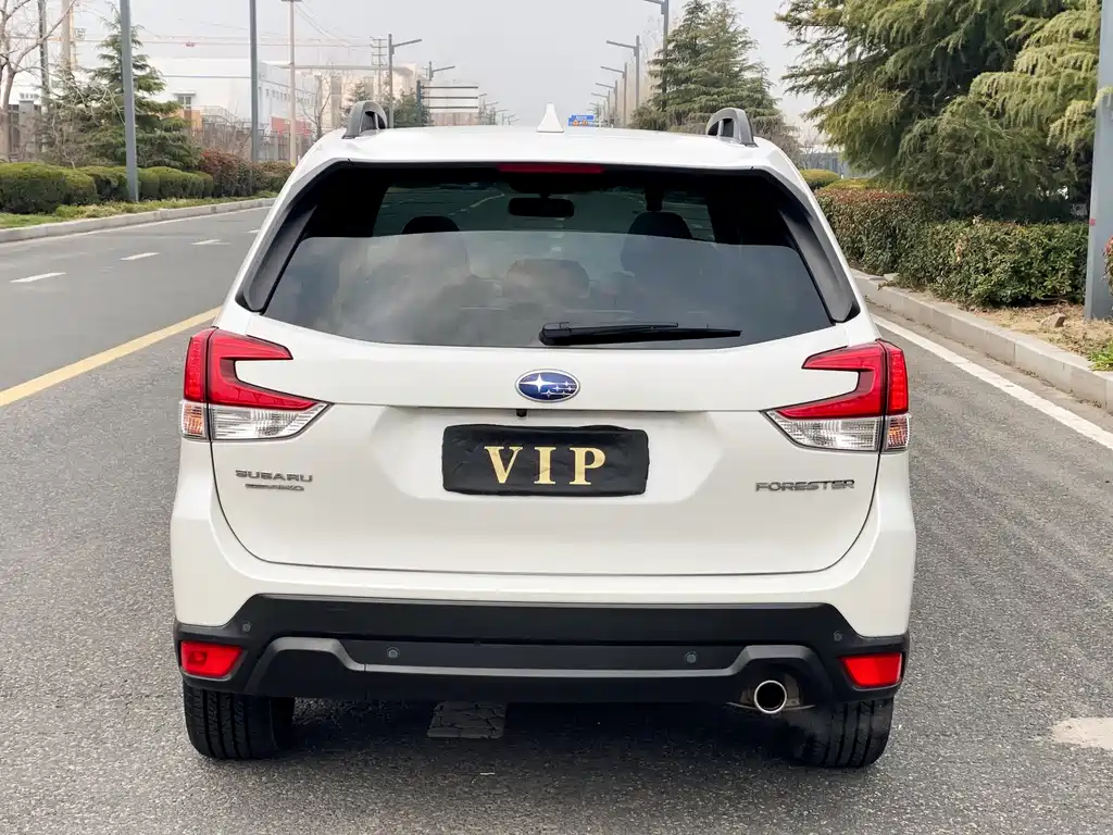 SUBARU FORESTER