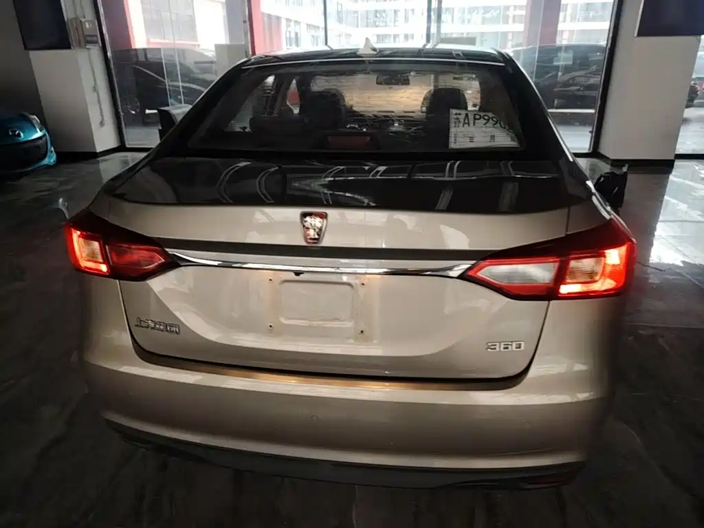 Roewe 360 — миниатюра 6