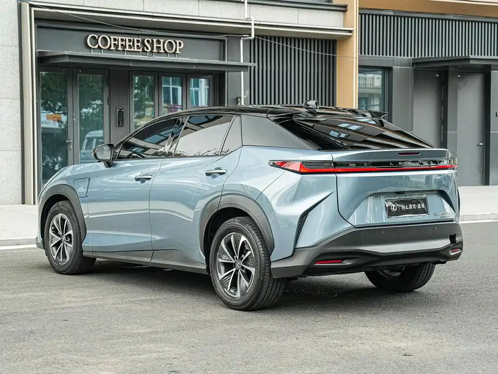 Lexus RZ — миниатюра 5