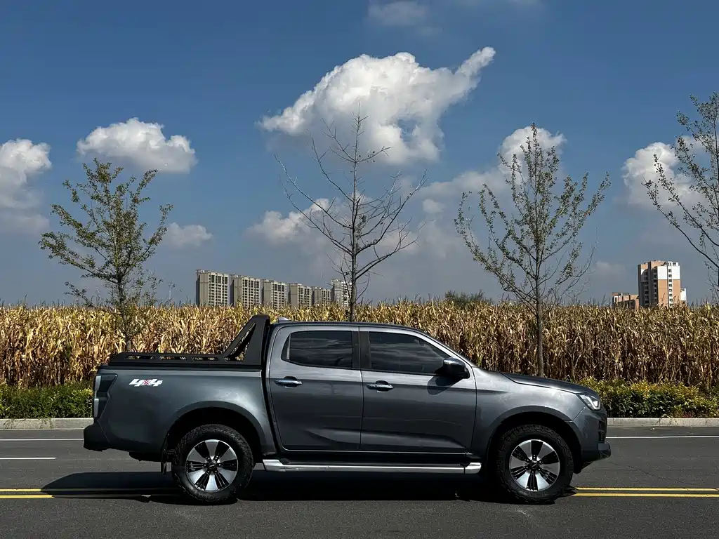 Isuzu D-MAX — миниатюра 4